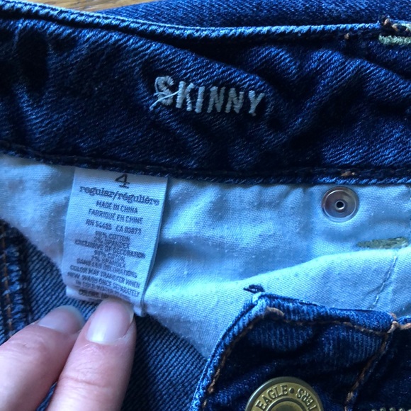 Size 4 indigo American Eagle Skinny Jeans - Picture 3 of 5